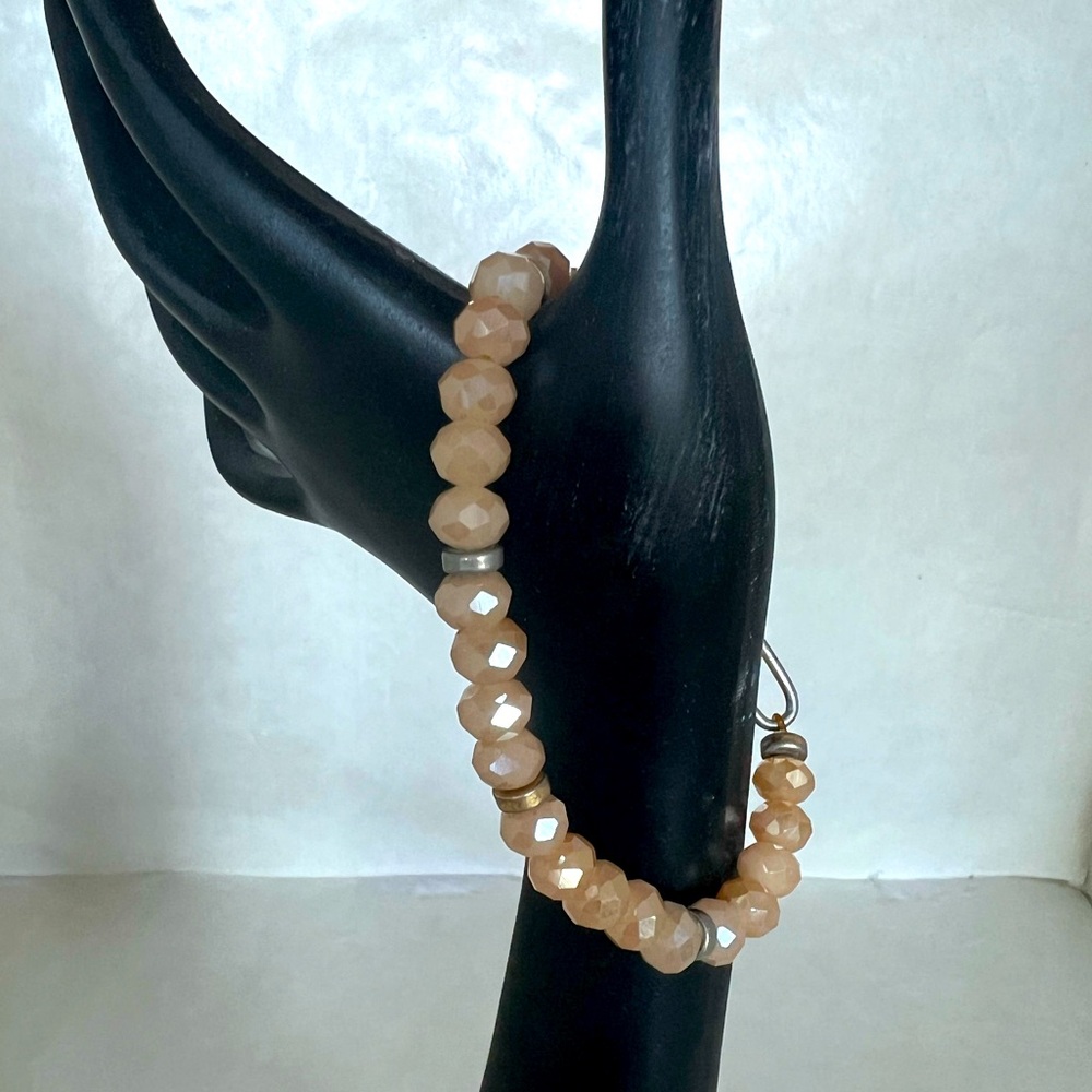Peche Beaded Bracelet with Silver Clasp